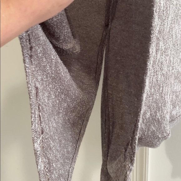 Long sleeve open back top - Picture 4 of 6